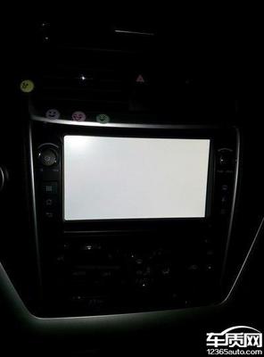 吉利帝豪車載導(dǎo)航常見故障解析 死機(jī)、黑屏和白屏原因與解決方案